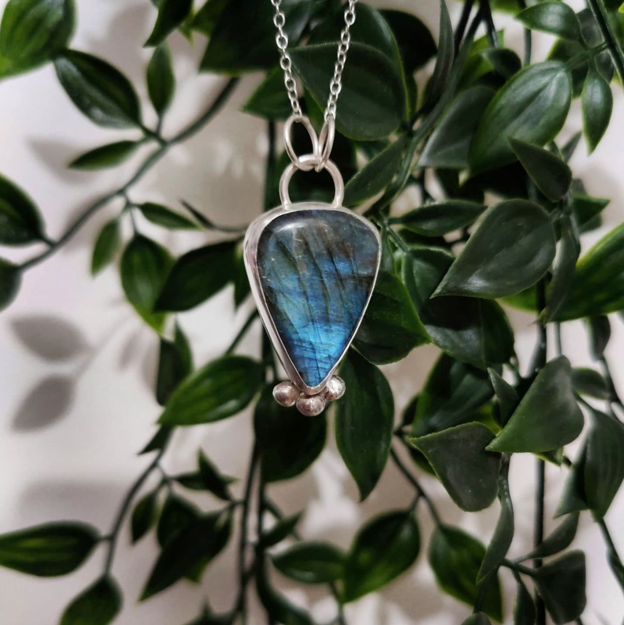 Labradorite and silver necklace